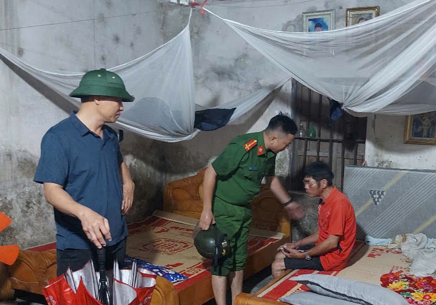 Công an phường Bạch Đằng sẵn sàng triển khai 4 nhiệm vụ ứng phó bão số 3